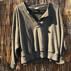 American eagle semi-crop sweater